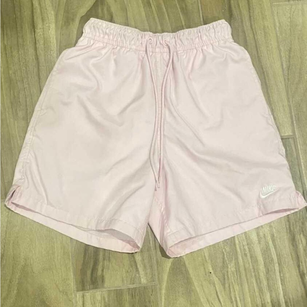 Nike Men’s Light Pink Athletic Shorts